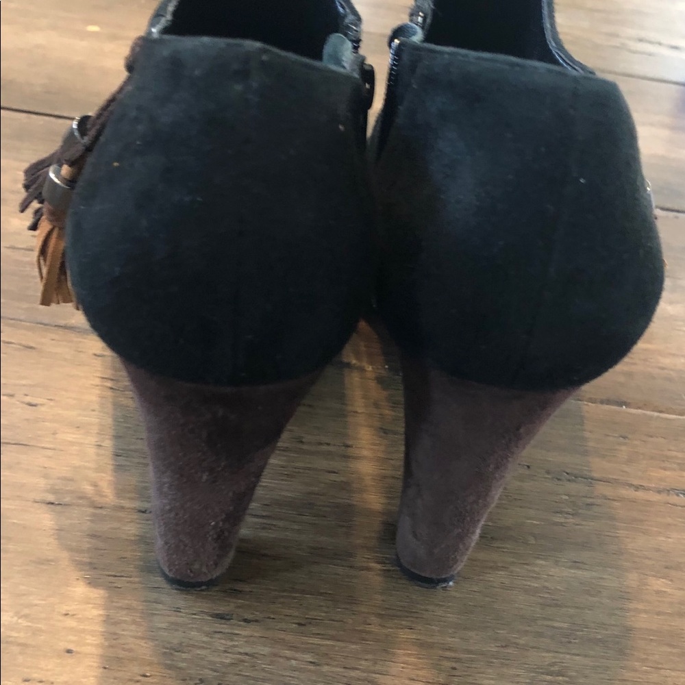 Booties - Picture 4 of 8